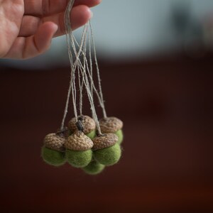 Felted acorn ornaments in mossy green, Set of 6 woodland weddings party favors, Autumn season decorations, Fall and Thanksgiving decor image 4