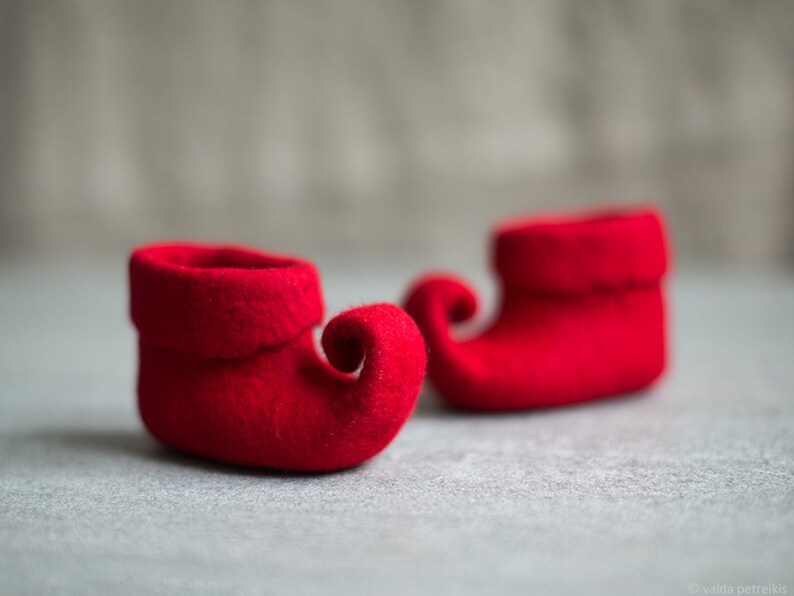 Christmas elf shoes for baby girls and boys, Woodland fairy booties for small kids in pure red or custom color image 3