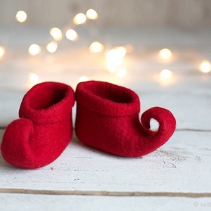 Christmas elf shoes for baby girls and boys, Woodland fairy booties for small kids in pure red or custom color image 4