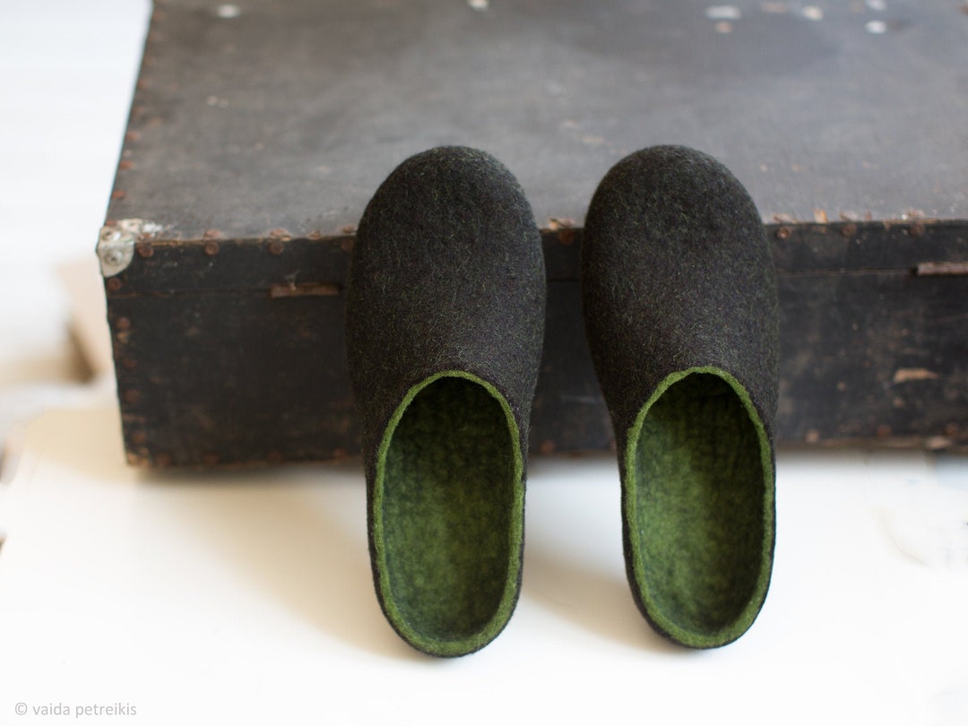Felted Men Slippers, Mens House Shoes, Forest Green Black Brown