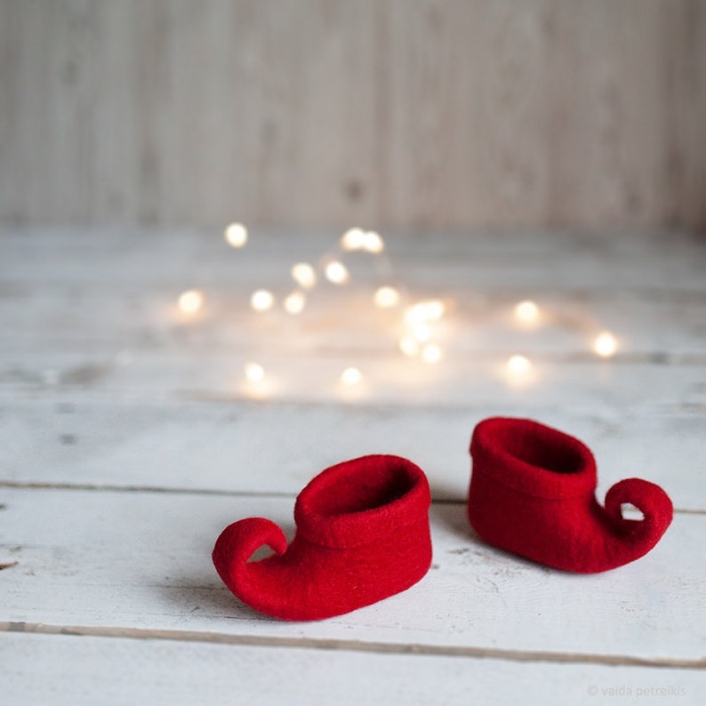 Christmas elf shoes for baby girls and boys, Woodland fairy booties for small kids in pure red or custom color image 2