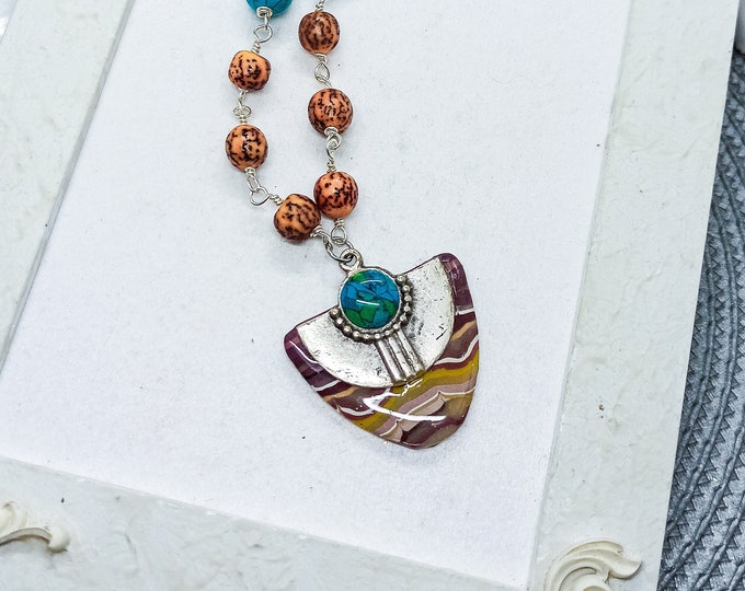 Ethnic Pendant for women in Agate Effect Polymer Clay with necklace with semiprecious stones and Wood.