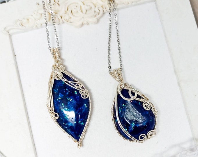 Blue Wire Wrapping Resin Pendants | Secret Garden Collection