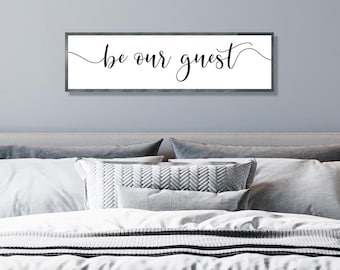 Bord Be Our Guest, wanddecoratie logeerkamer, decorbord logeerkamer boven het bed, bord boerderij logeerkamer, kunst aan de muur slaapkamer, digitale print