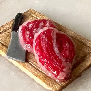 ステーキはいかがですか？ - 1/2スケールのミニチュア