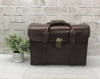 vintage leather pilot bag