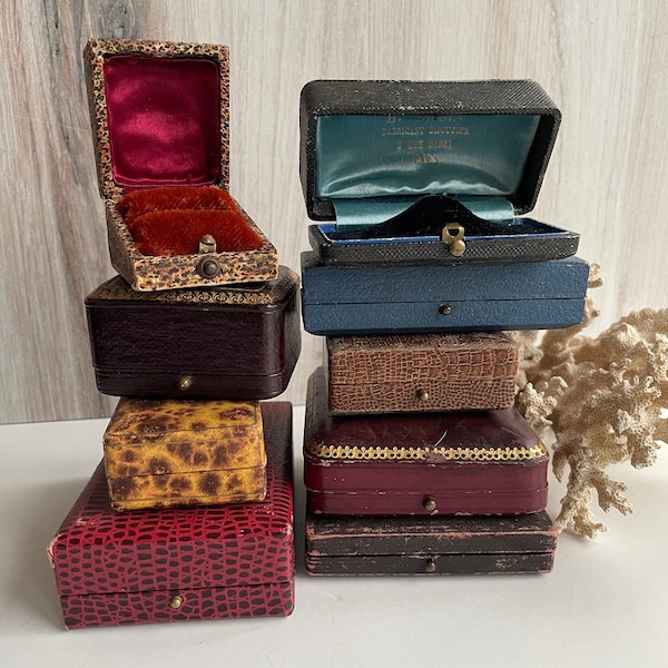 Antique Presentation Boxes- Jewelry Box- French Hardcase Box- Velvet & Silk Lined- Display Boxes