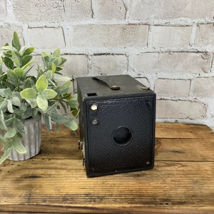 Vintage Brownie No. 3 Camera Eastman Kodak Co. Industrial Box Camera- Vintage Photography Photo Prop