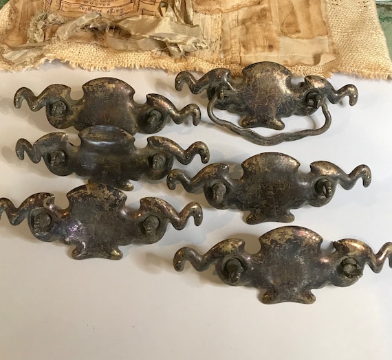 Vintage Furniture Hardware Salvaged Drawer Pulls 6 Matching Etsy