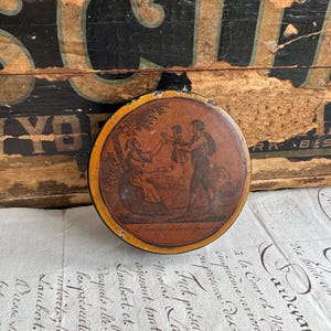 Antique French Snuff Box, Lacquer Papier Mâché Sentimental Family Scene, 19th Century