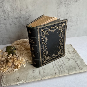 Antique French Petit Missel Prayer Book, Gilded Leather, Notre-Dame, 19th Century Religious Book