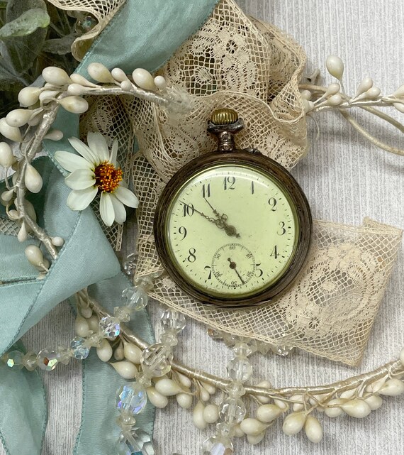 10 rubis pocket hot sale watch