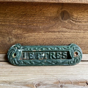 Vintage brievengleuf voor deur - Franse brieven - posthuis postbezorging - brievenbus vintage rustiek decor - architecturale berging