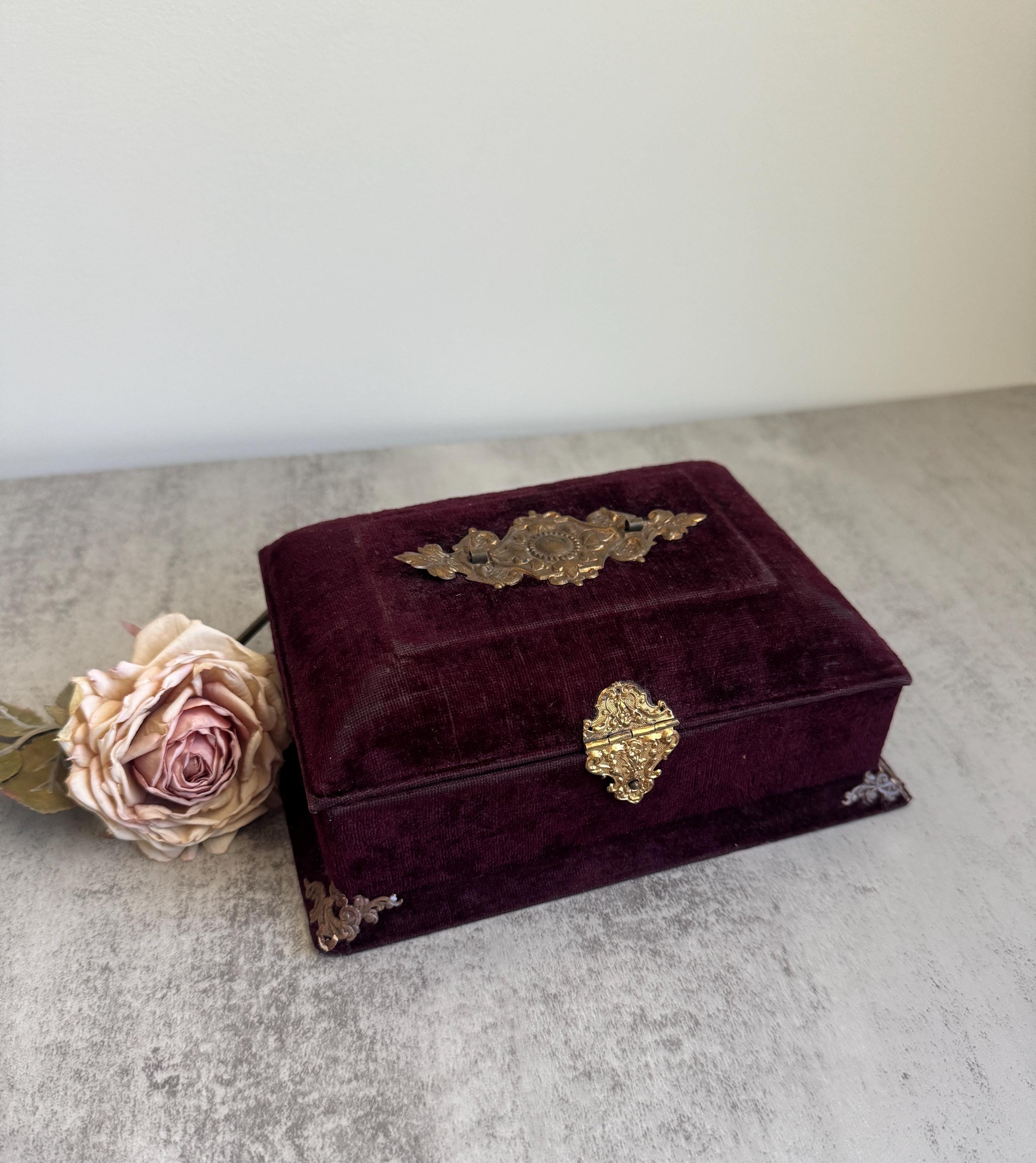 Vintage French Box - Etsy