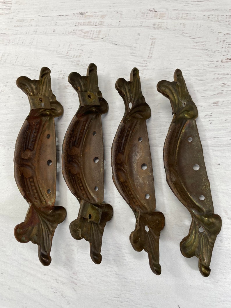 Vintage Furniture Hardware Salvaged Drawer Pulls 4 Matching Etsy