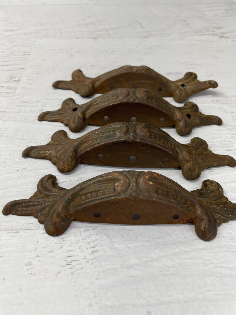 Vintage Furniture Hardware Salvaged Drawer Pulls 4 Matching Etsy