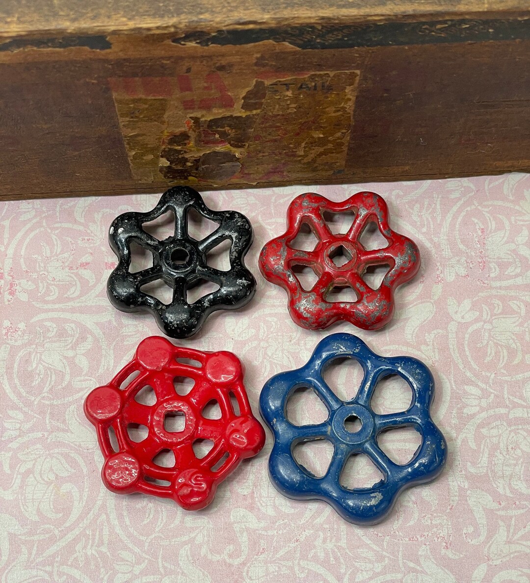 Salvaged Water Faucet Knobs Garden Water Valve Water Handles Metal