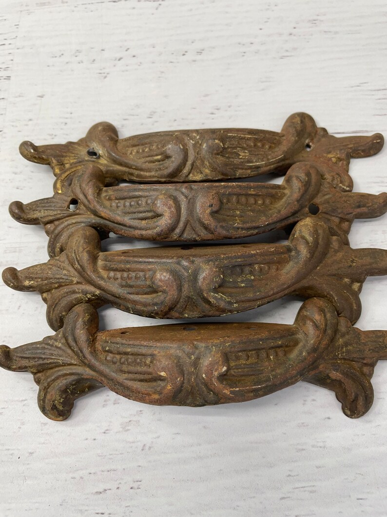 Vintage Furniture Hardware Salvaged Drawer Pulls 4 Matching Etsy