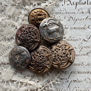 Antique Buttons, Assorted Lot Bronze & Silver Colored, Nice Old Ones