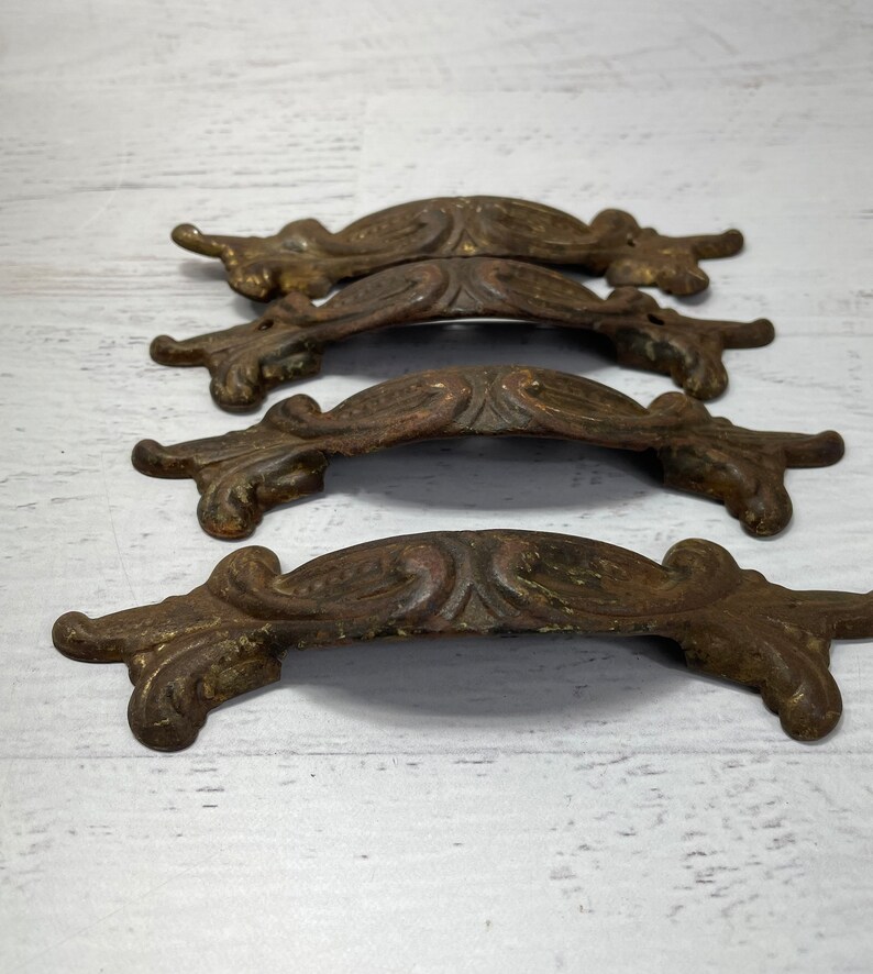 Vintage Furniture Hardware Salvaged Drawer Pulls 4 Matching Etsy
