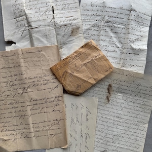 Antiche carte manoscritte, calligrafia del 1800, sigilli, effimeri per l'artigianato