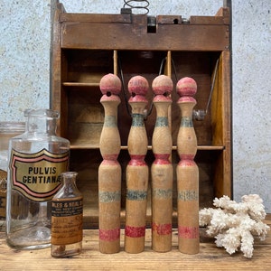 Farmhouse 302 - Bowling pins *Great craft project ideas*