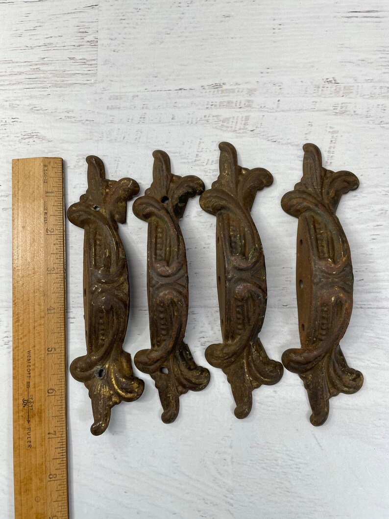 Vintage Furniture Hardware Salvaged Drawer Pulls 4 Matching Etsy
