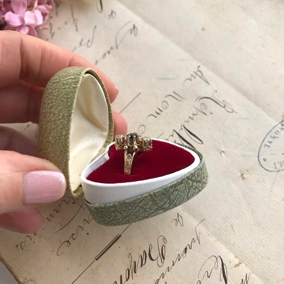 ring bearrer Limoges heart box,Hand painted vintage french heart box,ade in France, jewellery satchel heart shaped box ring box