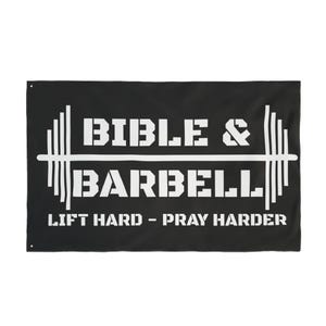 Bandera con la Biblia y la Barra "Levanta con Fuerza, Ora con Más Fuerza" - Decoración de Gimnasio, Arte Cristiano de Pared para Fitness, Banner Motivacional, Decoración de Gimnasio en Casa, Regalo para Entrenar