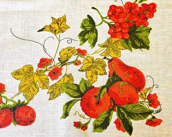 Lady Lee Fruit Festival Tablecloth 64" x 52" apples pears grapes in vivid red-orange, green, yellow, off-white linen Poland Exc vintage Cond