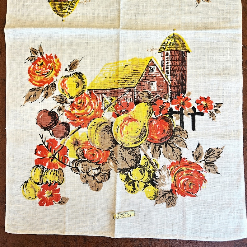 Town & Country Furnishings Farm and Harvest Dish Towel