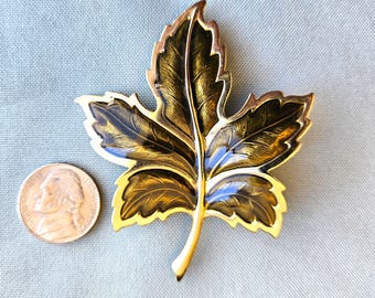 Lady Remington Autumn Leaf brooch pin, translucent enamel on lightweight goldtone metal, 3" l x 2.5" w, 1990s Exc vintage condition