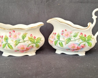 Royal Albert Evesham mini Creamer & Open sugar bowl, pink apple blossoms on white bone china, gold trim, England Exc vintage condition