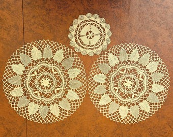 3 Bedfordshire Bobbin Lace doilies, hand woven silky blonde linen, wheat-ear details, unused, early 1900s, 11" & 6" rnd, Exc vintage cond