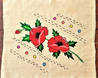 Embroidered Red Poppies Pillow Cover Top, vivid colors on beige linen, unused & unwashed 17.5" x 19" no backing VGood to Excellent condition