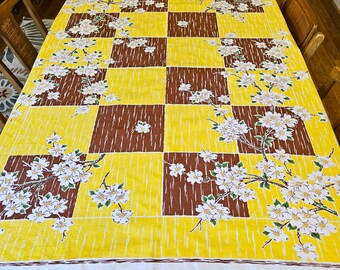 White Dogwood Tablecloth 64"x 53" Hardy Craft, flowers, branches on yellow & brown woodgrain background on white linen Exc Vintage condition