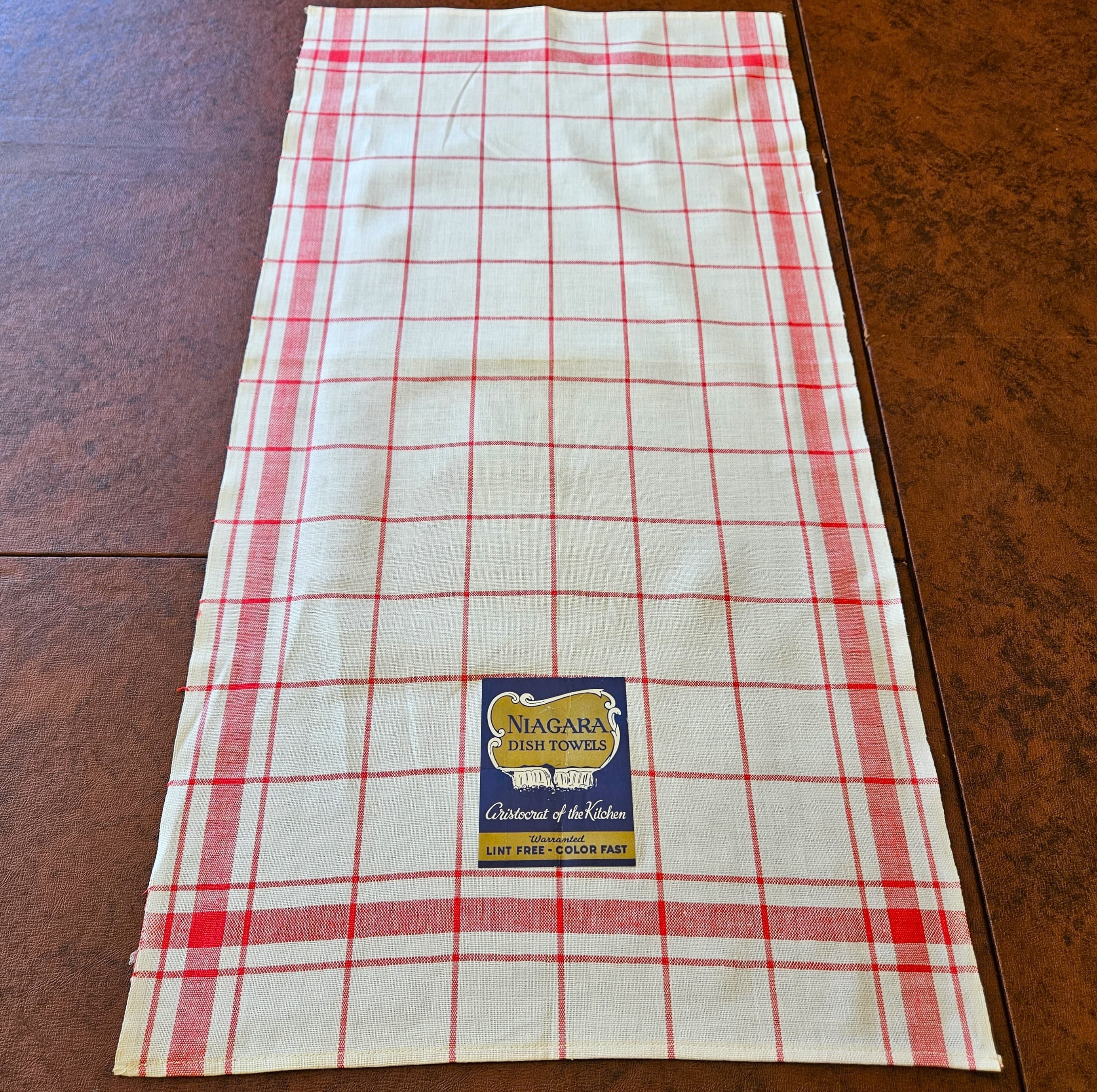 tag® Kitchen + Cloth Collection - Textured Check Dishcloth Set