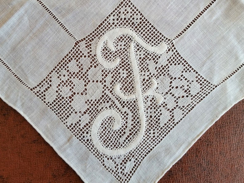 appears unused 12 white needle lace embroidery /& applique on fine white linen drawn thread work hand rolled hem Initial F handkerchief