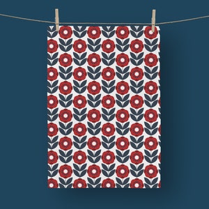 Tea Towel Poppy in Red and Navy Home Gift image 2