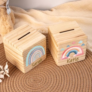 Alcancía de arcoíris, alcancía de madera personalizada, alcancía para niños con nombre, regalo de cumpleaños, decoración de guardería, regalo de baby shower, regalo de bautizo de niñas