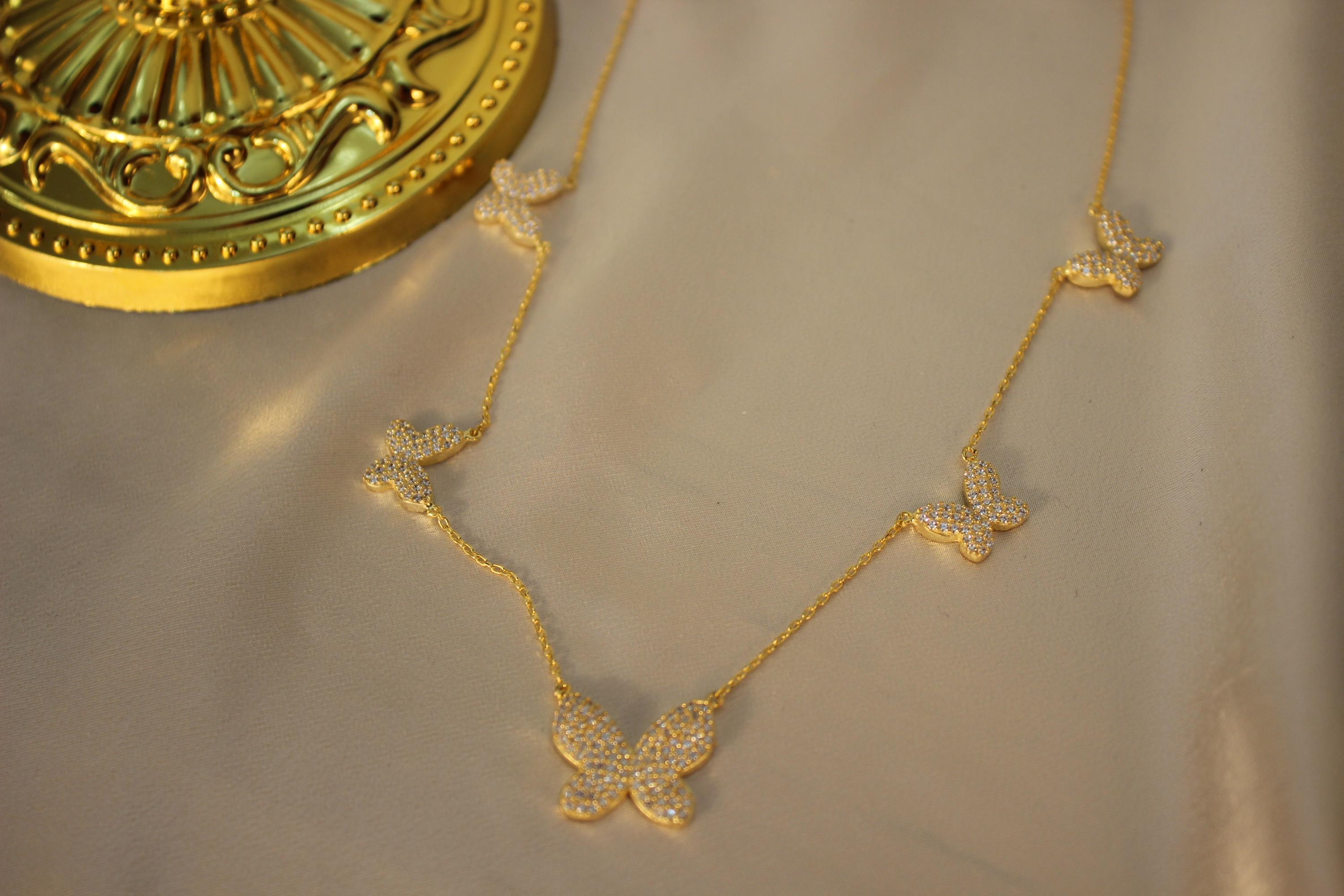 Collana Moissane Ciondolo a farfalla con taglio marquise Catena regolabile placcata in oro bianco 18 carati Gioielli di lusso in argento sterling