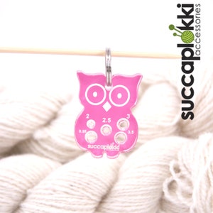 Owl Needle Gauge Keyring – Recycled Plastic Knitting Tool