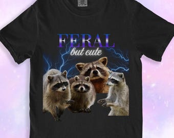 Vild men söt t-shirt – Rolig tvättbjörnsmeme-t-shirt – Comfort Colors® grafisk t-shirt – Weirdcore djurälskare-present