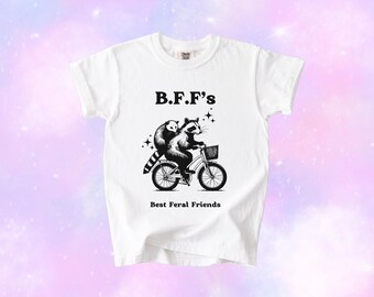 Best Feral Friends Kinder T-Shirt - Pastel Comfort Colors Jugend T-Shirt mit Waschbär & Opossum - Süßes Tier-Matching-Set für Kinder