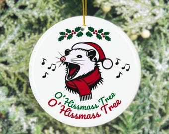 Rolig julgransprydnad - Weirdcore Possum Meme Unik julgransprydnad - O julgran - Merry Hissmas Opossum