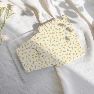 Avtagbart magnetiskt Kindle-skal med gula blommor, MagSafe genomskinligt Kindle-skal, Avtagbart magnetiskt inbyggt armbandsfodral, Fodral för automatisk väckning/viloläge