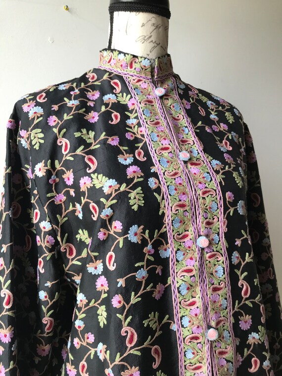 Vintage Floral Embroidered Ombré Top (S)