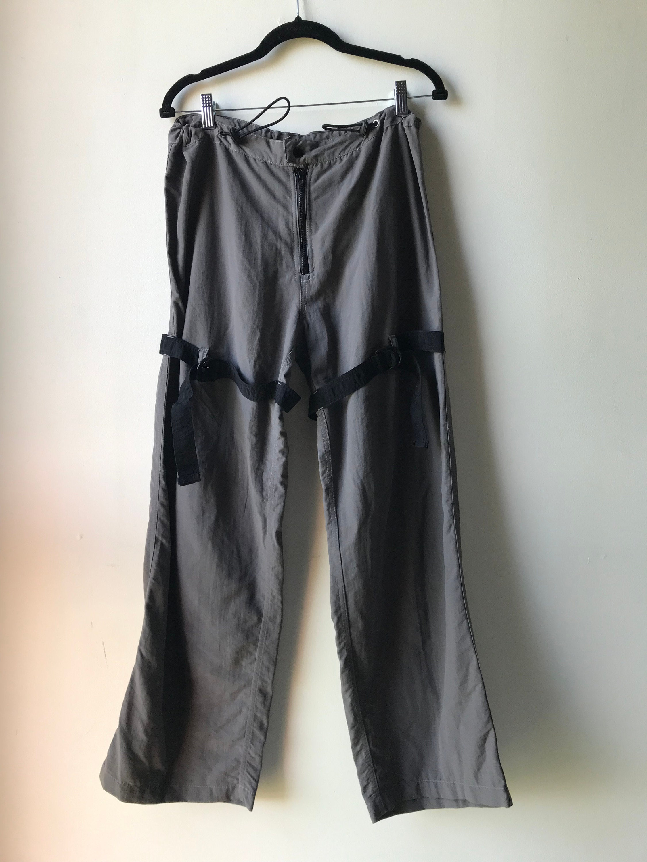 Vintage Y2K MT:2 Womens Gray Cargo Pants With Black Trim Rave