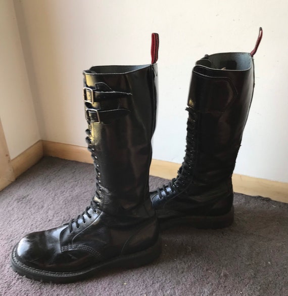 Vintage 90’s London Underground Men’s Boots. - image 2