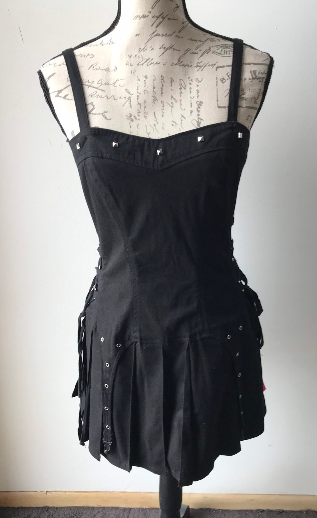 Vintage Y2K Tripp NYC zwart korset Lace-Up zijkanten geplooide